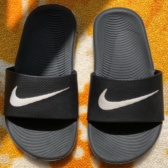 11c nike slides